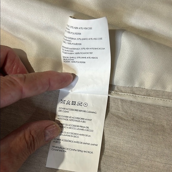 Club Monaco Cream Tailored linen blend Blazer. Size 10. - Picture 9 of 10